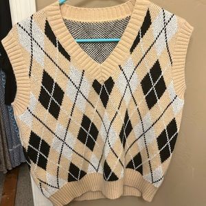Women’s oversized sweater vest